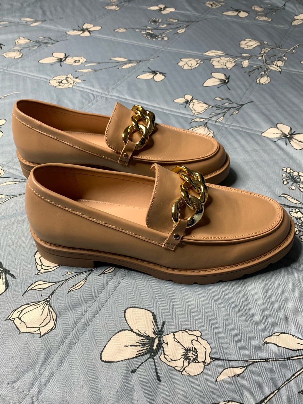 NEW Beige Loafers with Gold Chain details